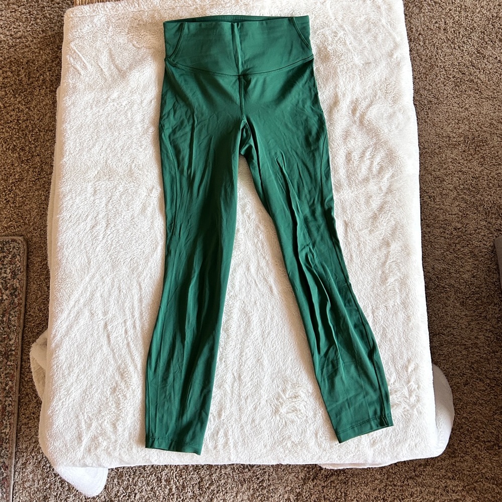 Lulu emerged green petite leggings